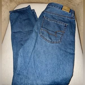 American Eagle Mom Jeans